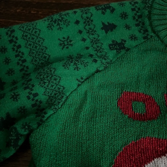 Well Worn Holiday Sweater size M - Picture 4 of 7